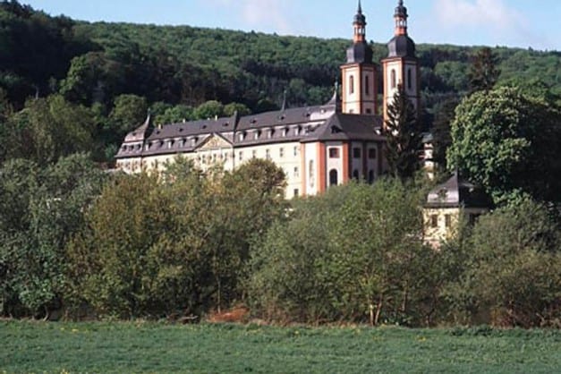 4 Tage veganes Yoga-Retreat im Kloster Oberzell bei Würzburg 2